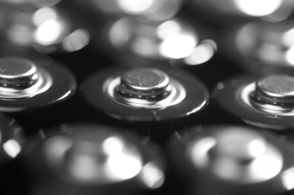Predict Battery Lifetimes with Machine Learning