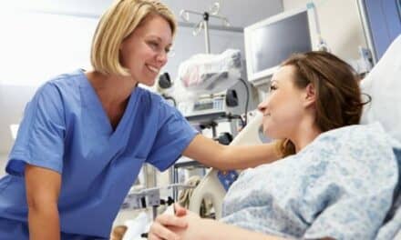 EchoNous Unveils Docking System Designed for Emerging AI Nursing Tools
